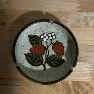 Vintage Otagiri Stoneware Speckled Pottery Ashtray Strawberry Mid Century 6"